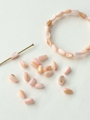 シェルビーズ - ティアドロップ(淡水真珠貝)【約6×4mm(約10cm・約16個)】#1306[メール便可]まとめ買い10%OFF En:Freshwater pearl MOP - Shell Beads 貝殻