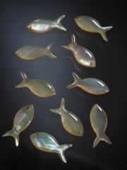 シェルビーズ - フィッシュ イエロー(シロチョウガイ)【約11×25mm/1個】 [メール便可]まとめ買い10%OFF #1071  En:Shell Beads -White MOP 貝殻