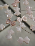 シェルビーズ - リボン ピンク(淡水真珠貝)【約16×10mm/1個】[メール便可] #270 En:Freshwater pearl MOP - Shell Beads