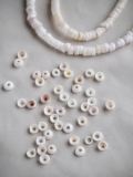 プカシェル #46(イモガイ)【約0.3～0.4cm/1本約40cm】[メール便可-10袋まで] En: Shell Beads,puka shell