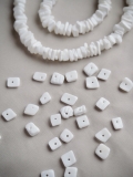ホワイトローズ#43【約0.4～0.8cm/1本約40cm】[メール便可-7袋まで] En: Shell Beads,wthite & rose colour