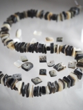 ブラックリップ#24【約0.5～0.8cm/1本約40cm】(クロチョウガイ)[メール便可-10袋まで] En: Shell Beads,black lip