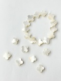 シェルビーズ-クローバー(シロチョウガイ)【約8～9mm(約10cm・約12個)】[メール便可]まとめ買い10%OFF #1343 En:white MOP - Shell Beads