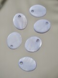 シェルプレートビーズ - オーバル ブルー(淡水真珠貝)【約9×12ｍm】[メール便可] #313 En: Shell accessory,shell, freshwater pearl 貝殻