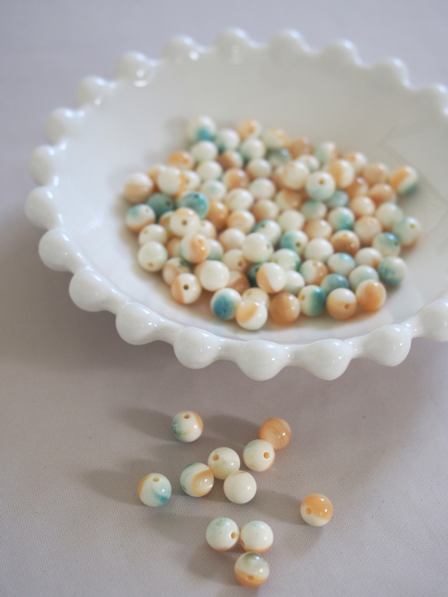 夜光貝ビーズ【約5mm】[メール便可] #121 En:Shell Beads -green turbo snail- (size:5mm) 貝殻