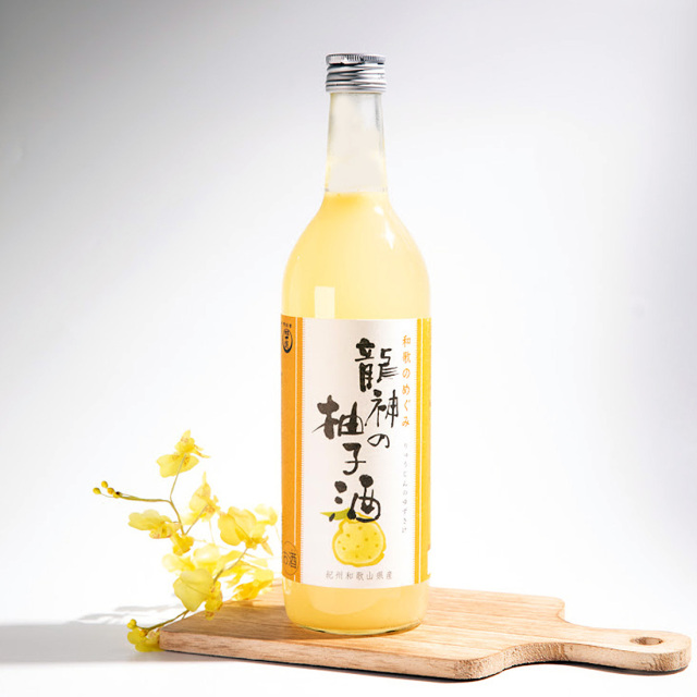 和歌のめぐみ 竜神の柚子酒 720ml ｜ 世界一統