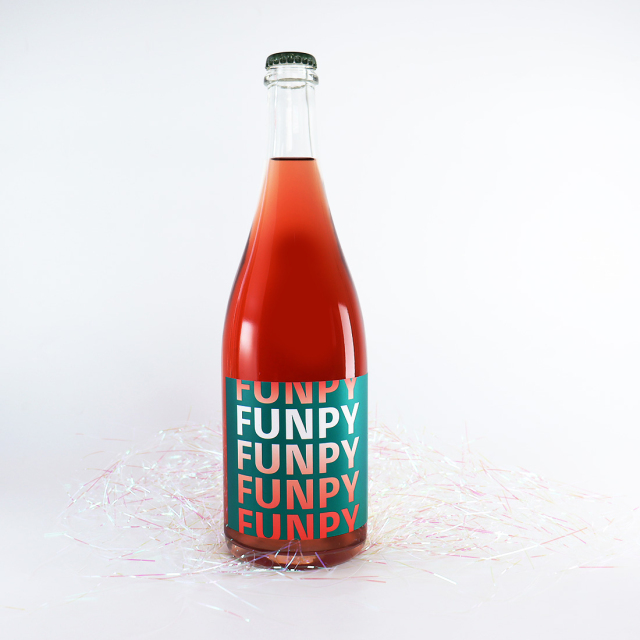 【新潟県】2025 ファンピー ロゼ 泡 750ml / カーブドッチ ワイナリー