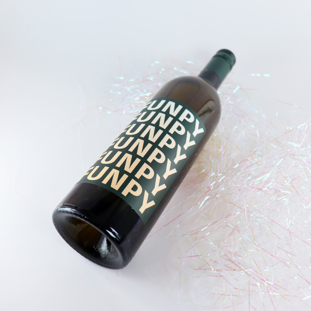 カーブドッチ ファンピ― 白