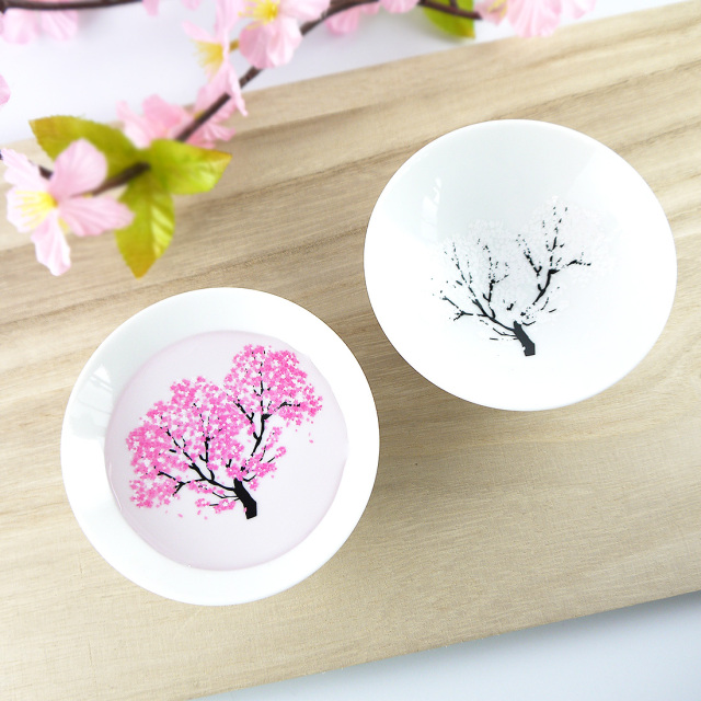 やぎー様　おまとめ2点セット　ホワイトレッド桜　×　白金　桜　唯我 冷感桜 白平盃 大 ペアセット 箱入 | 丸モ高木陶器