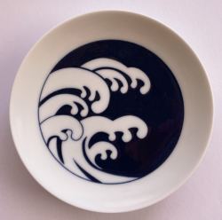 小紋豆皿磨紋波