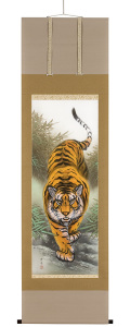 【猛虎】加藤英舟 2620 トラ 共箱 掛け軸 猛虎】加藤英舟 2620 トラ 共箱 掛け軸