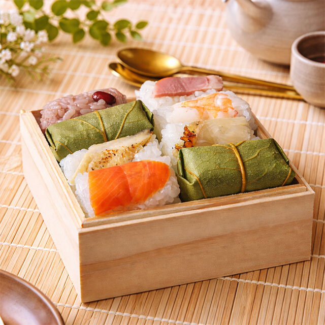 ミニ柿の葉ずし(鯖・鮭・金目鯛・穴子・海老・鴨・数の子・赤飯)16個