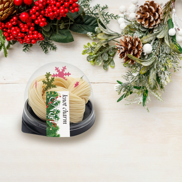 【期間限定】クリスマスカラーに雪の結晶　knot charm  Noël（ノットチャーム　ノエル）　～12/25