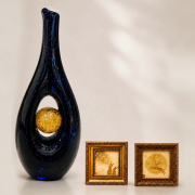 琉球ガラス花器 ＋ 飯塚華子 金墨絵額装作品