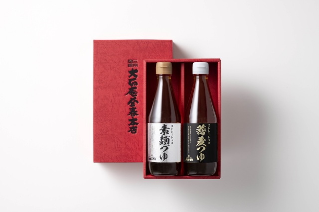 釜春特製つゆ：生ストレートつゆ　素麺つゆと蕎麦つゆ：各1本入り　（常温保存）