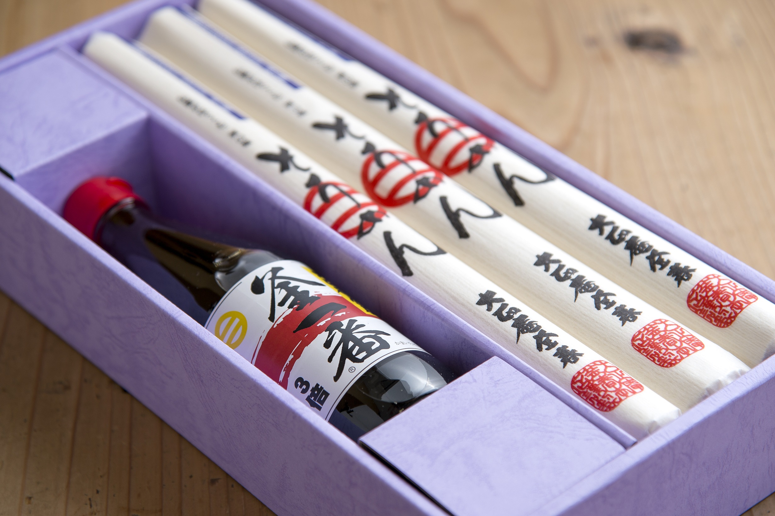 乾麺：そうめん　3本入り、つゆ付き