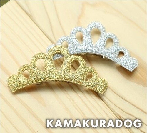 犬のアクセサリー