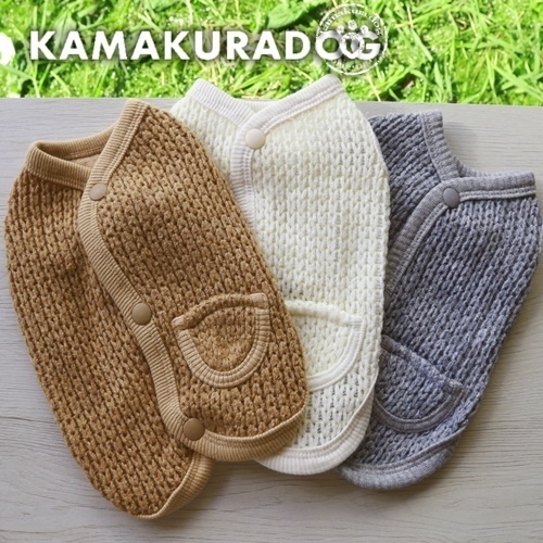 ボタン付きニットベスト