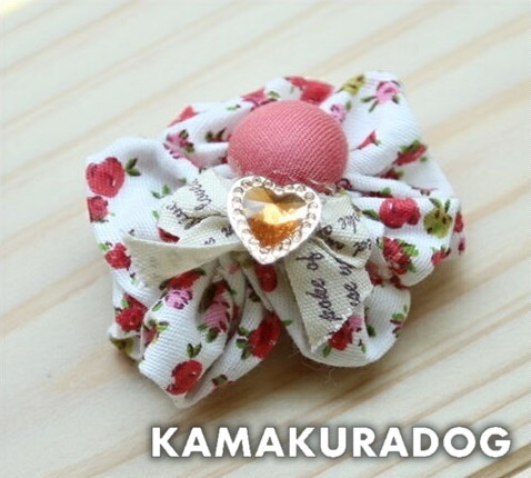 犬のアクセサリー