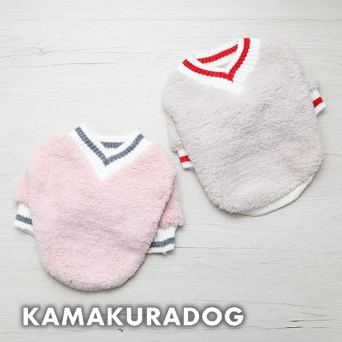 Vネックボアトップス