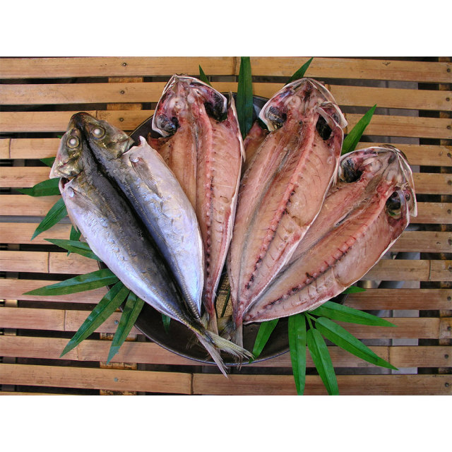 あかぜむろあじ