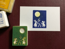 お月見うさぎの宴会 消しゴムはんこ