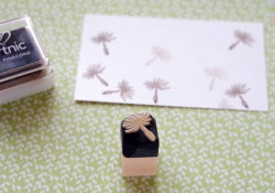 たんぽぽの綿毛 消しゴムはんこ