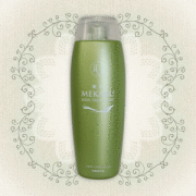 【特許成分メカブ粉末配合】薬用 メカブヘアトリートメント 300ml 《医薬部外品》