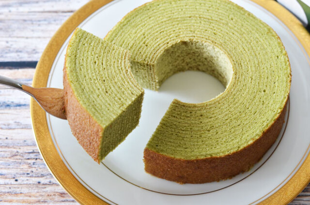 2024-1】抹茶のバウムクーヘン（ホール）