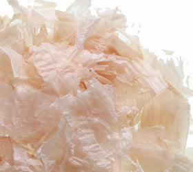 まぐろ削り節アップ