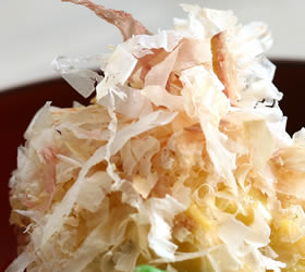 まぐろ削り節アップ