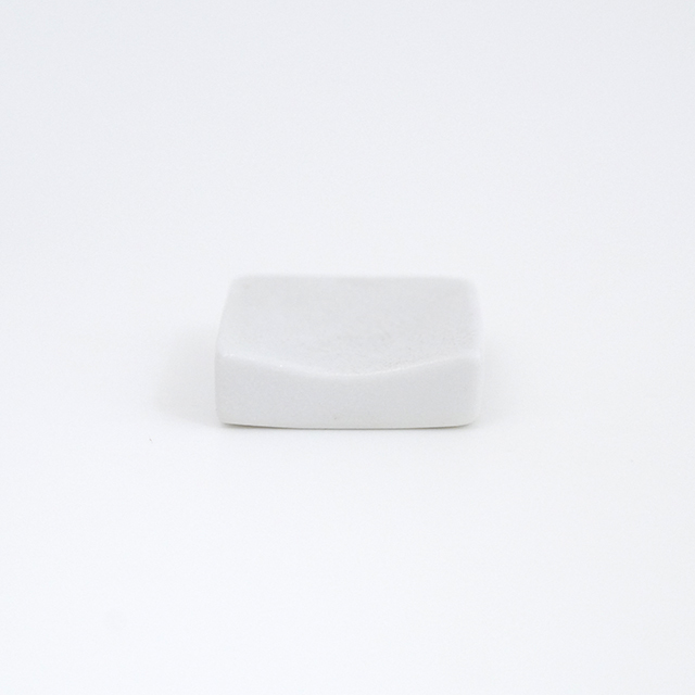 有田焼　和食器　うつわ　器　金善窯　金善製陶所　箸置　レスト　カトラリースタンド