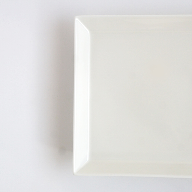 22.5cmリム長角プレート 金善製陶所 金善窯