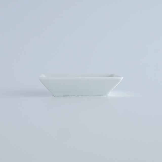 7.5cmリムスクエアープレート ホワイト釉