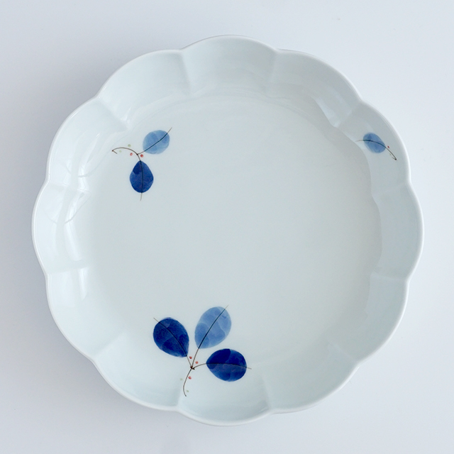 和食器通販　有田焼　窯元　金善窯　菊割　皿　深皿　プレート　菊　花　│株式会社金善製陶所