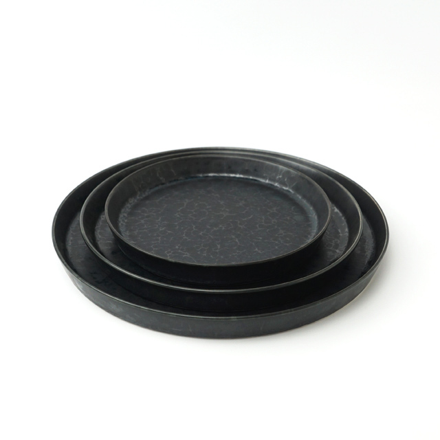 紙上征江 黒い陶器製円形プレート Heuge】ひょうげ 八寸平皿（Plate L） [日本製/美濃焼/H006