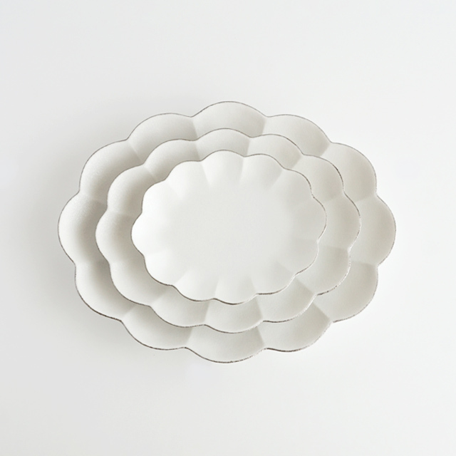 楕円菊割皿 スノープラチナ [14cm-25cm] 3サイズ