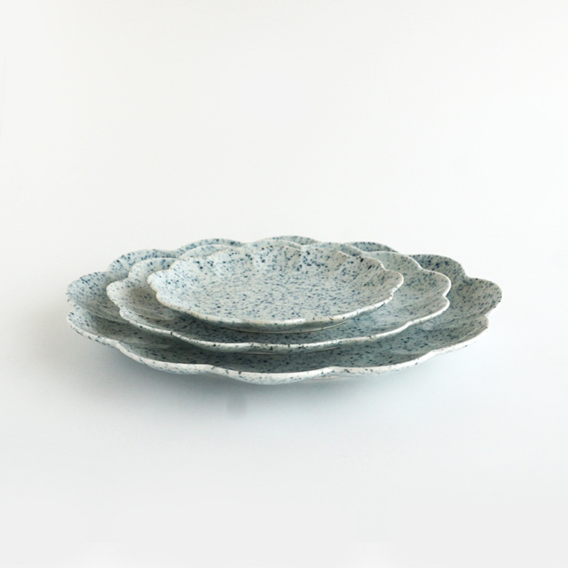 楕円菊割皿 金善製陶所 金善窯 有田焼