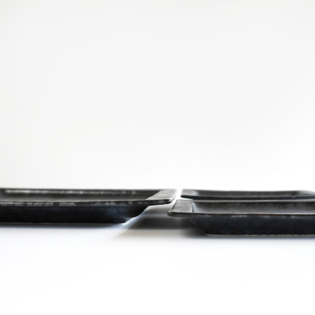 リム正角プレート 黒サビ絞りマット【3サイズ】（14cm-23.5cm）