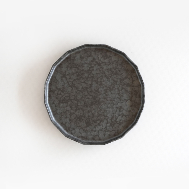 十六角プレート 黒サビ絞りマット【3サイズ】（15.5cm-23.5cm）
