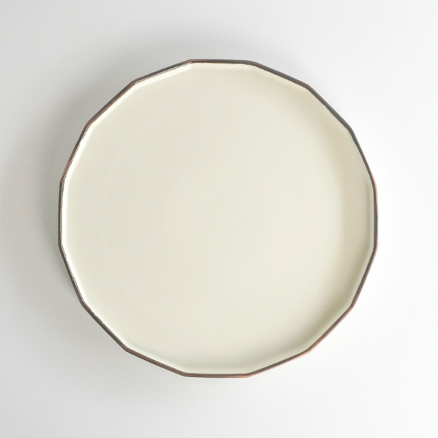 十六角プレート ホワイト釉サビ【3サイズ】（15.5cm-23.5cm）