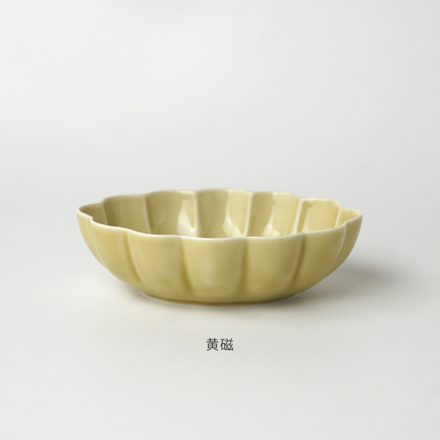 アウトレット] 楕円菊割小鉢[4色]