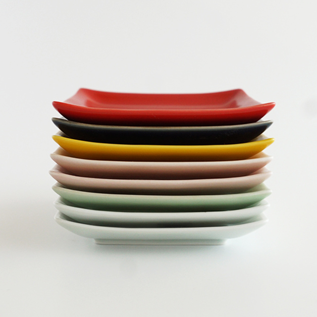 アウトレット］10．5cmスクエアープレート（4柄）