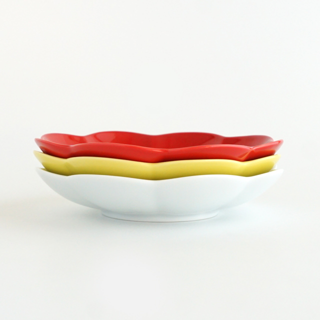 アウトレット] 菊割皿 15cm (3色)