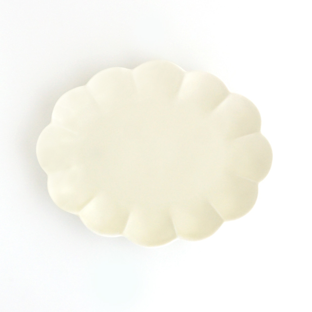 アウトレット] 楕円菊割皿 白磁マット 2サイズ [19.5cm-25cm]