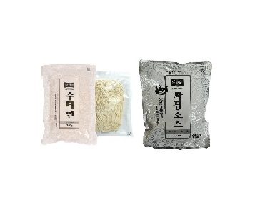 冷凍　炭火ジャジャンソース200g /手打麺200gジャジャン麺/韓国食品