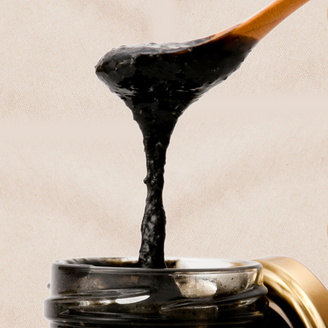 国内加工品】黒ゴマ蜂蜜160g | 【国産】生きた蜂蜜（はちみつ）専門店