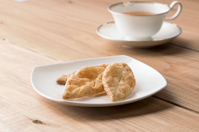 リーフパイ 栗の葉 12枚入 桜井甘精堂 オンラインショッピング