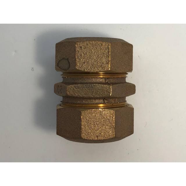ポリエチレン二層管 金属継手 ソケット - 工事用材料