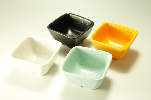 メラミン食器